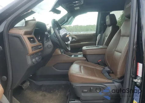 2023 Chevrolet Suburban K1500 High Country z USA, uszkodzony, nr VIN 1GNSKGKL5PR240192